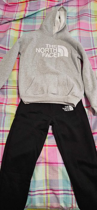 Детси екип The North Face зимен размер 150см.
