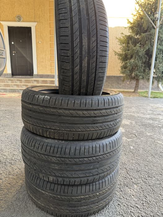 Комплект летних шин 245/50/18