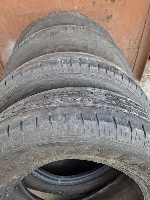 Продам шины 215/65/16 гудиер