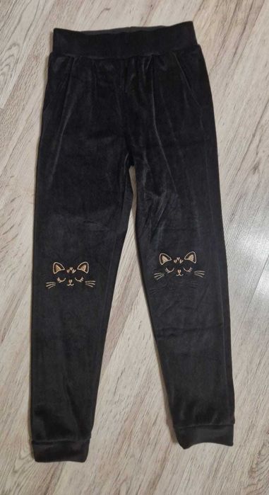 Set fete Sinsay 134 / 8-9 ani – NOU fără etichetă – trening catifea