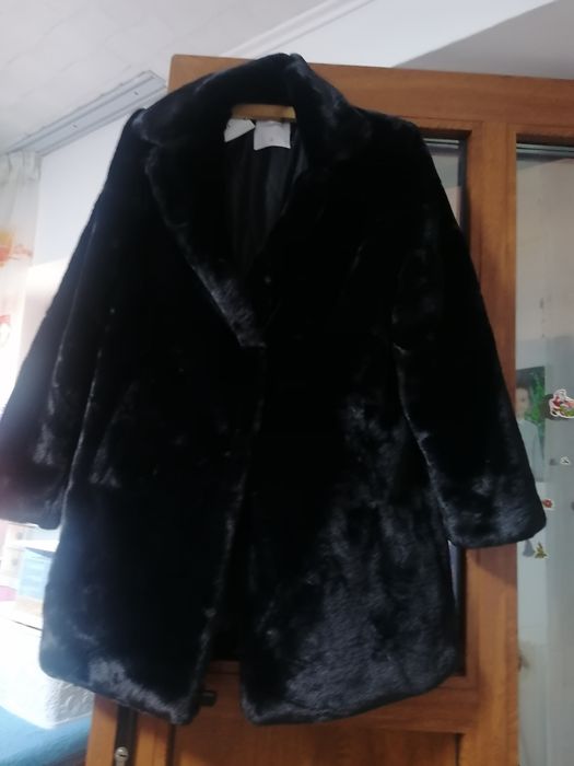 Palton/ greacă de iarnă /haină de blană