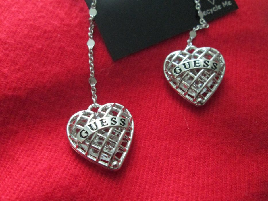 cercei Guess cu inimioara noi