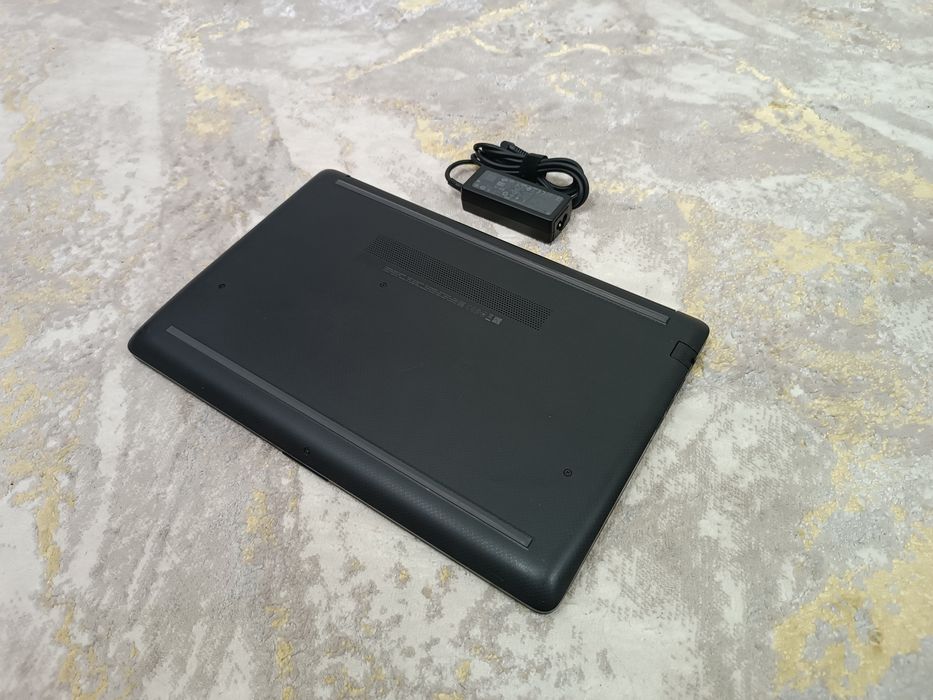 Ноутбук HP Ryzen 5 / 1TB Windows 10.