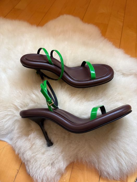 JW Anderson токчета