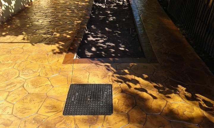 Culori/model ieftin /beton amprentat/elicopterizat