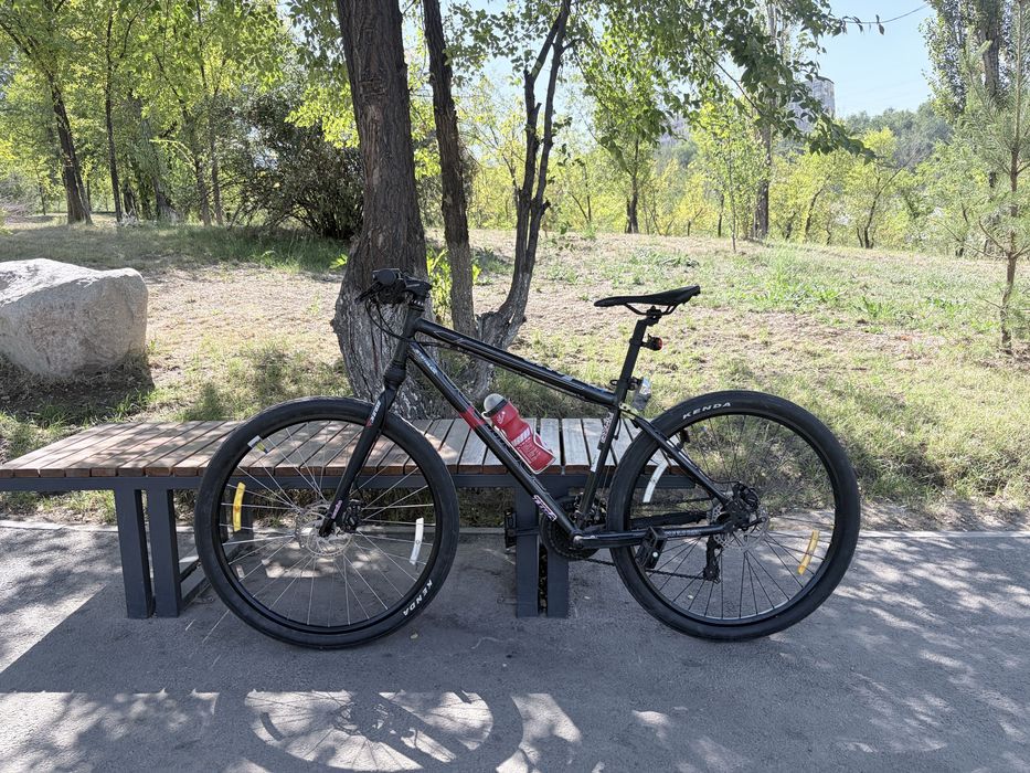 Велосипед Forward Sporting 27.5 3.0 disc
