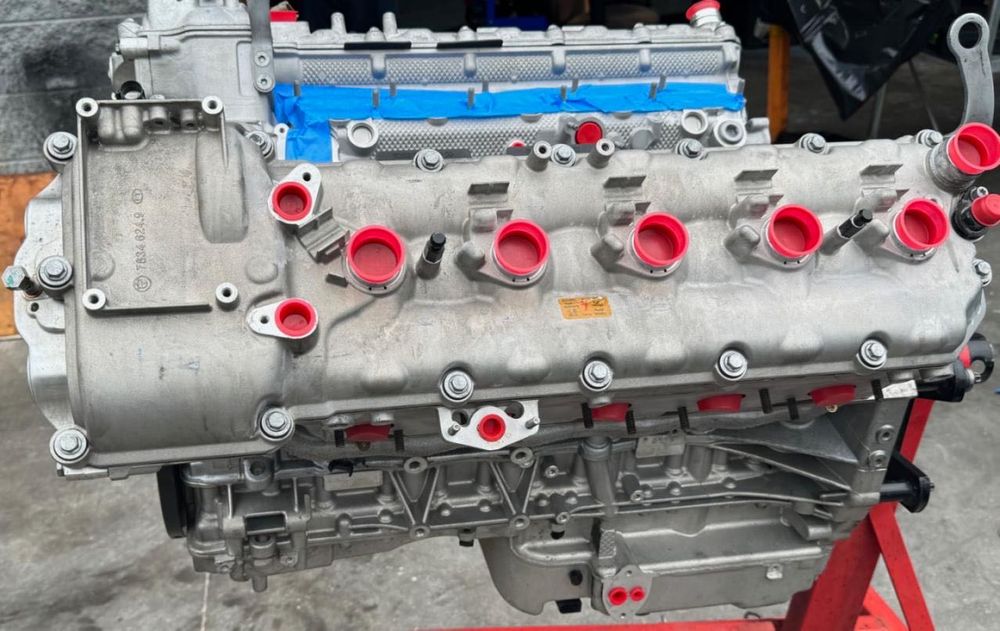 Двигател за БМВ BMW S85 V10 М5 М6 отремонтиран