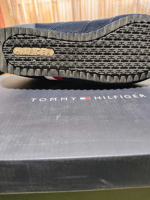 Нови летни маратонки Tommy Hilfiger