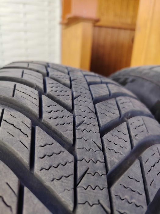 Anvelope 4Season Nexen 215/60R17