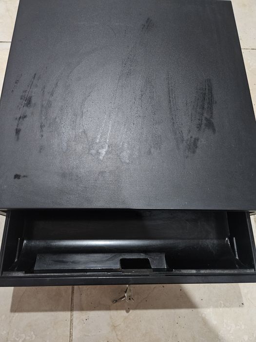 Каса сейф за хартиени  пари и монети