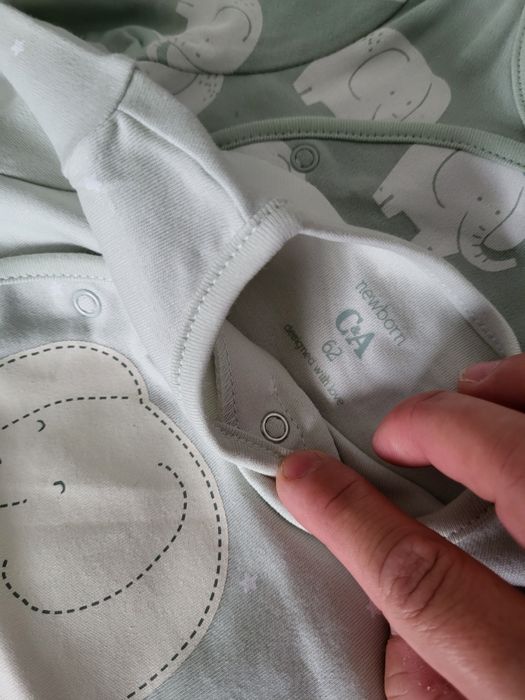 Combinezon 2-4 luni,salopete plus plover toate la 100 de lei