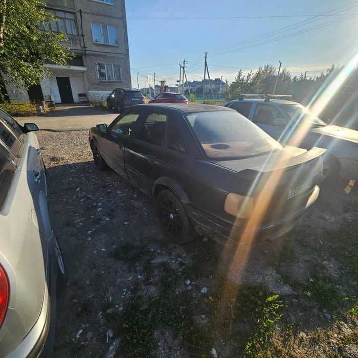 Продам Ауди 80б4 Моник 2литра