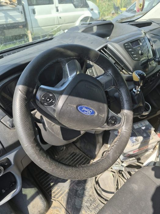 Faruri uși cutie roti aripi bara oglinzi piese ford transit 2.2E5 2015