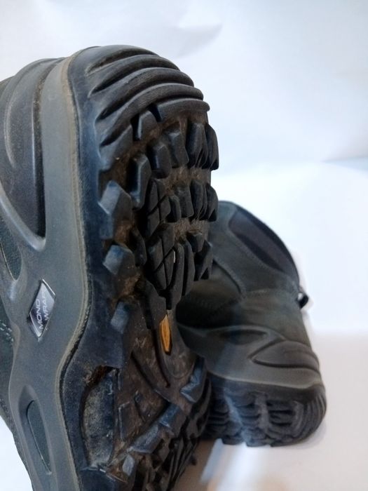 Bocanci / ghete Lowa Renegate nr 41,5 gri inchis, piele, talpa vibram