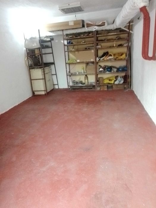 Дава се под наем Гараж / Паркомясто в Плевен, Дружба 1 - 22 кв.м за 51 € - Снимка #1