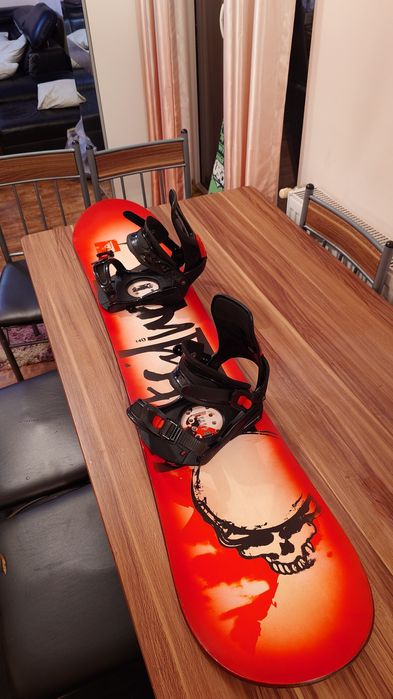 Placa Snowboard Quicksilver 140 cu legaturi S/M