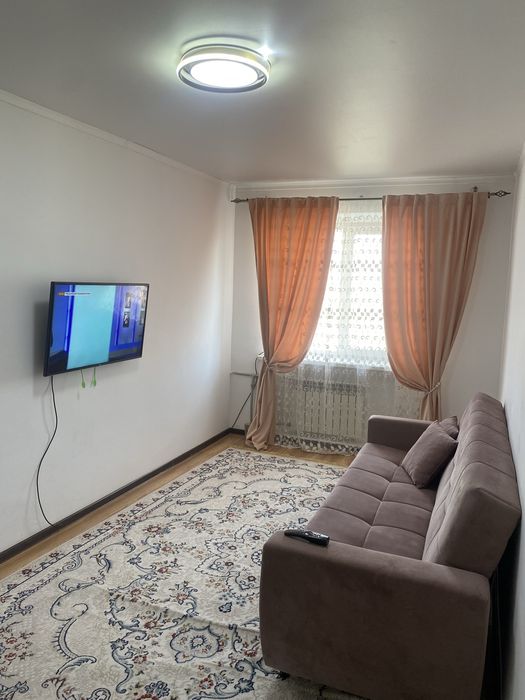 продается срочно 2 комнатный квартира