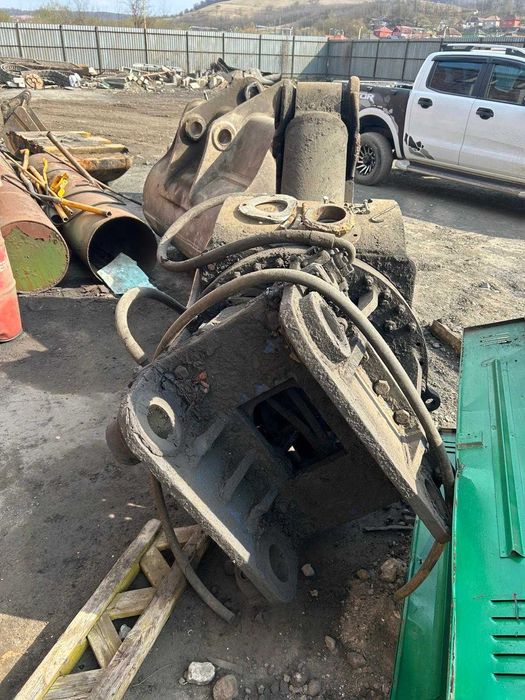De Vânzare Excavator  Volvo E360