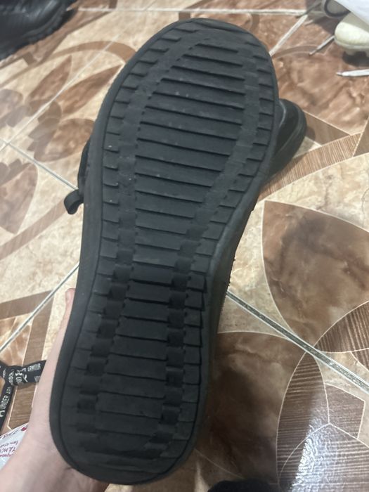 Продам зимнюю обувь