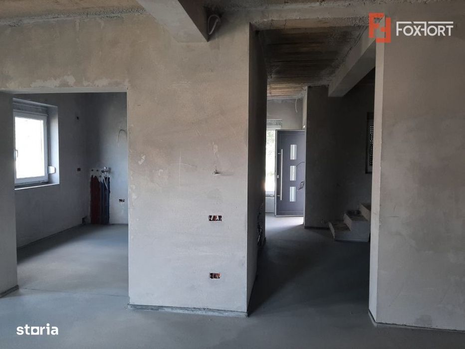 Duplex cu 4 camere de vanzare in localitatea Bucovat