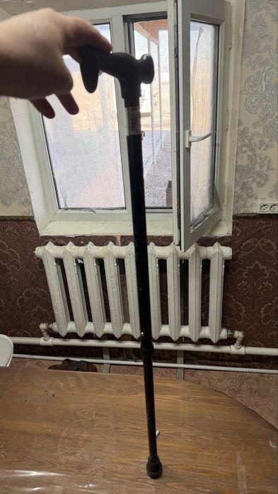 Продам костыли новые