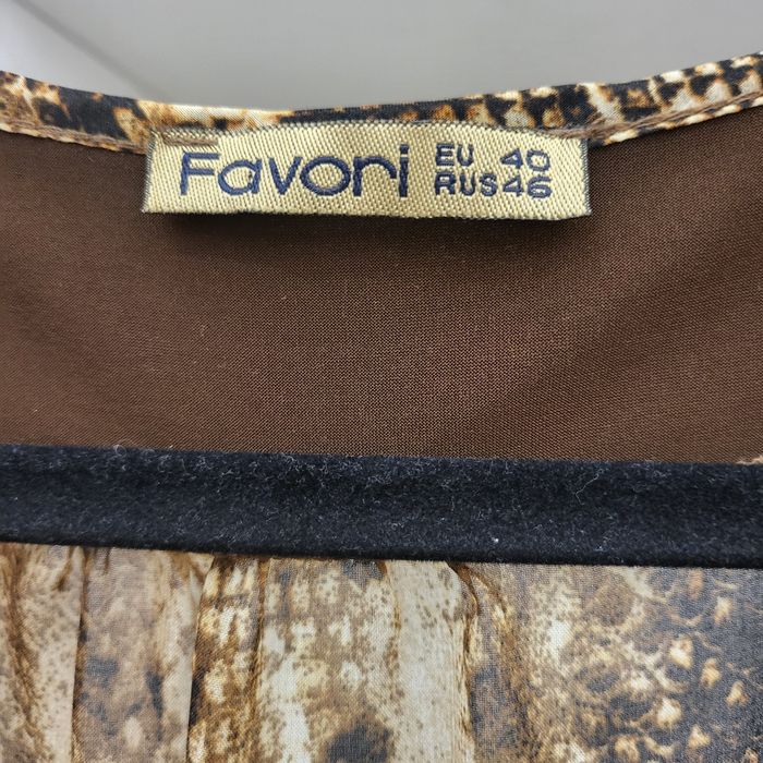 Рокля с дълъг ръкав