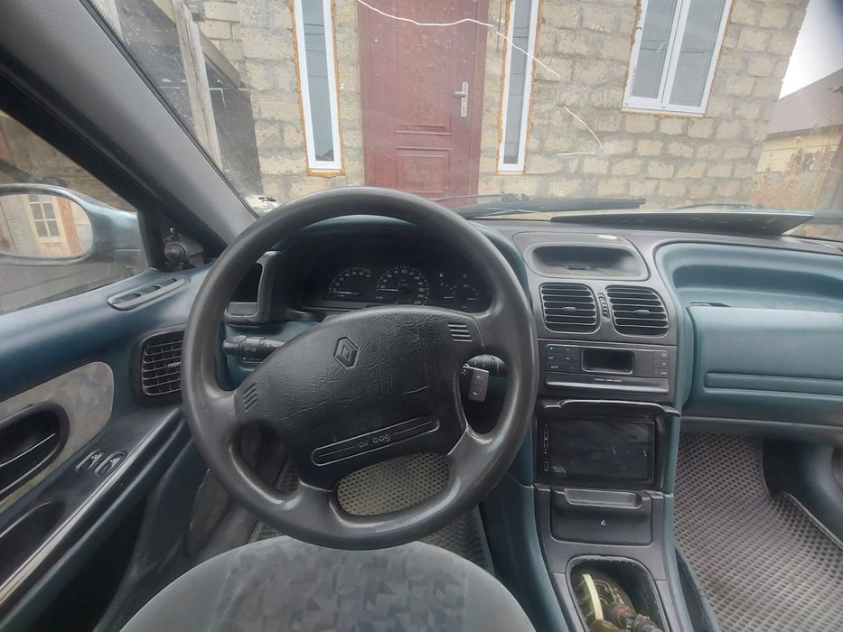 Laguna и 12 россия