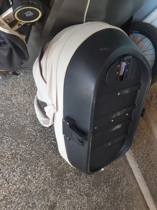 Продавам Количка с два коша  150 лв