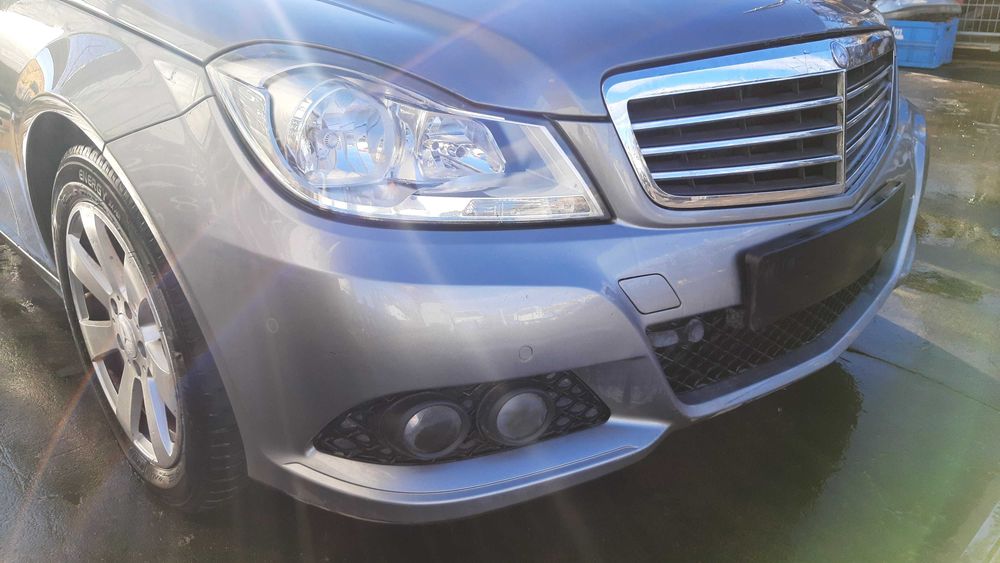 Dezmembrez mercedes c class w204 facelift c220 d/bara fata w204/capota