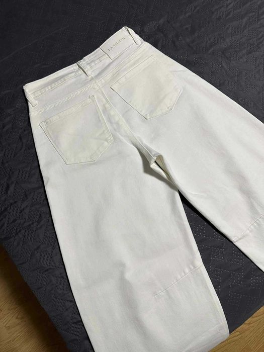 Бели дънки (тип балон)