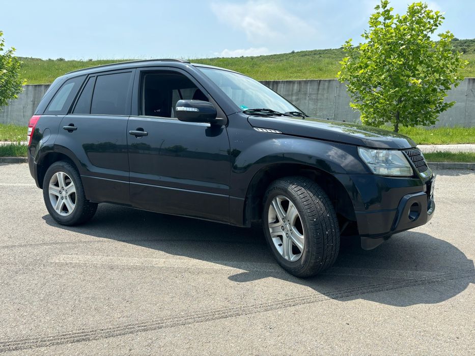 Vând susuky Grand Vitara