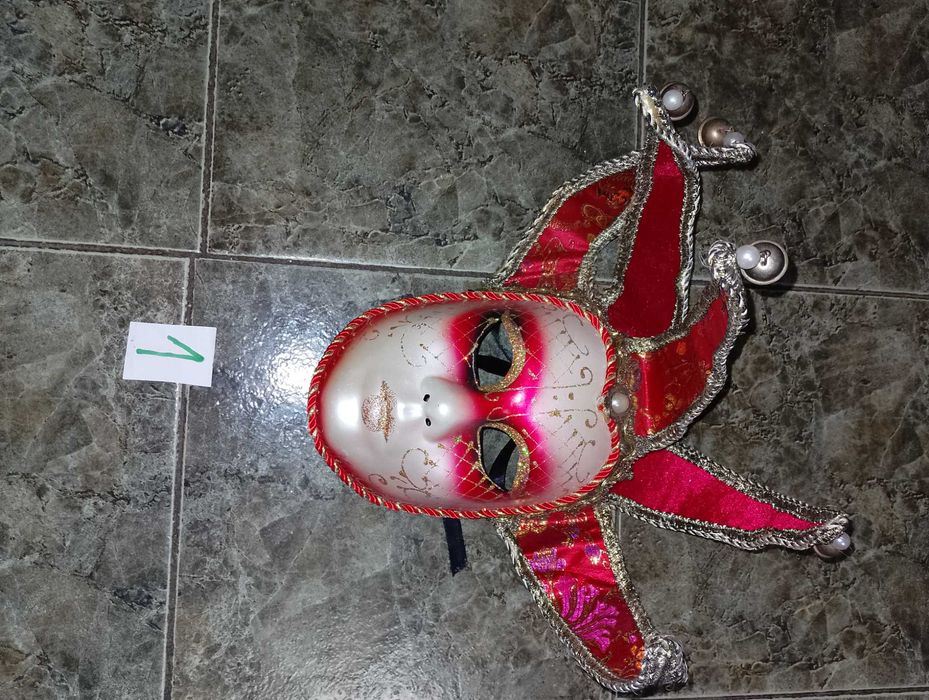 Колекция венециански маски