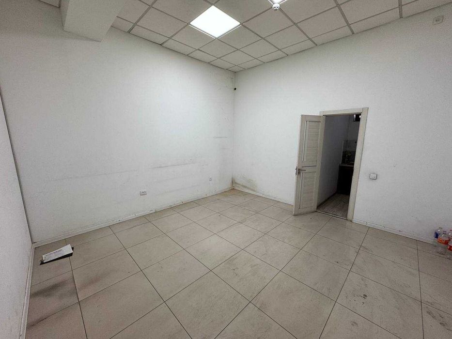 Аренда 300 м²: Офис с панорамными окнами + Кухня. БЦ Semurg