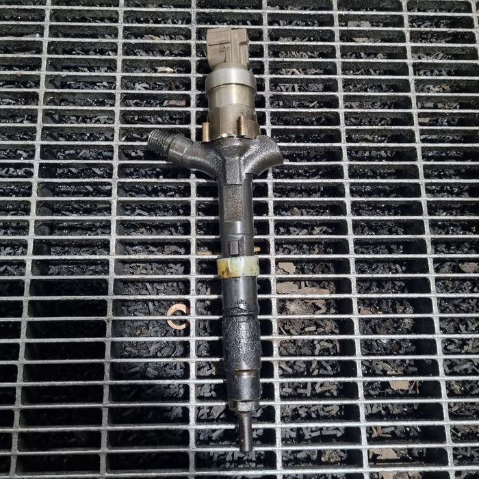 Injector Toyota RAV 4 II 2.0 D 2002 - 2006 116CP 1CD - FTV Euro4 (1428) Diesel 2367027030