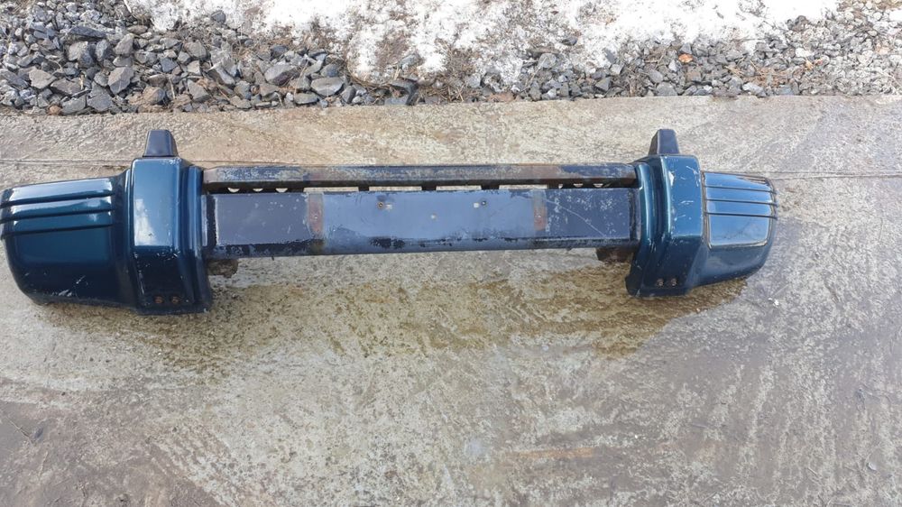 Bara fata Mitsubishi