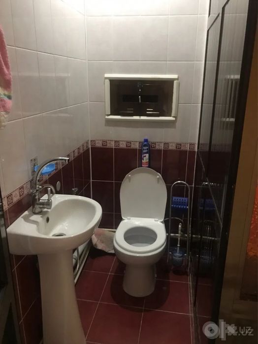 Сдаётся 3-комн Саламатина, 80 м²