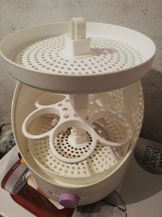 Стерилизатор за шишета