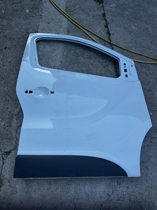 Ușă dreapta față renault trafic.