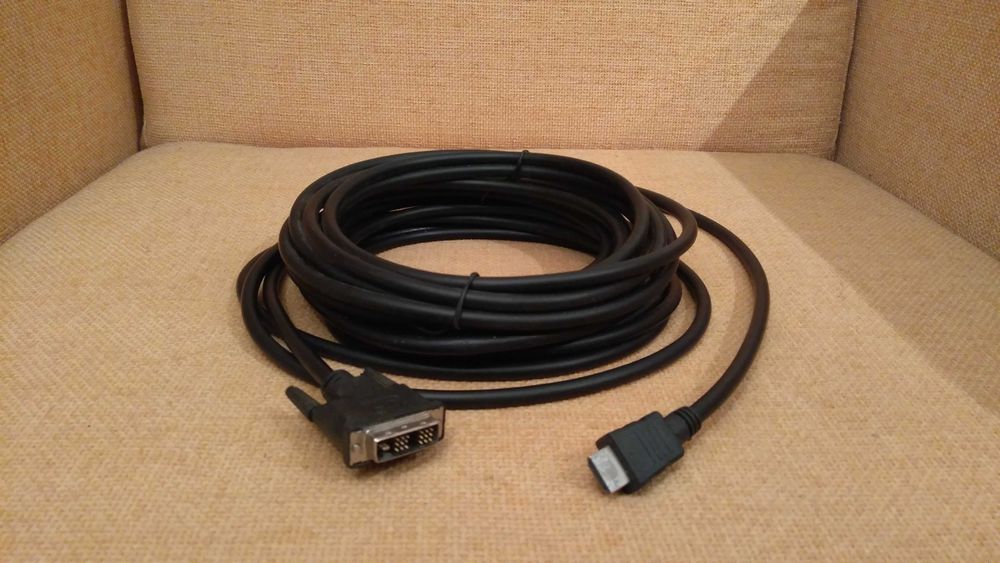 Cablu DVI - HDMI - 10m - stare FOARTE BUNA