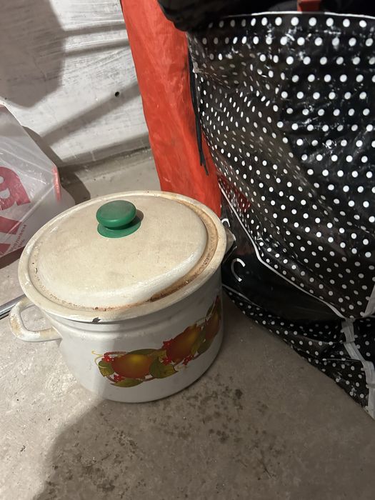 Продам Посуду ,банки