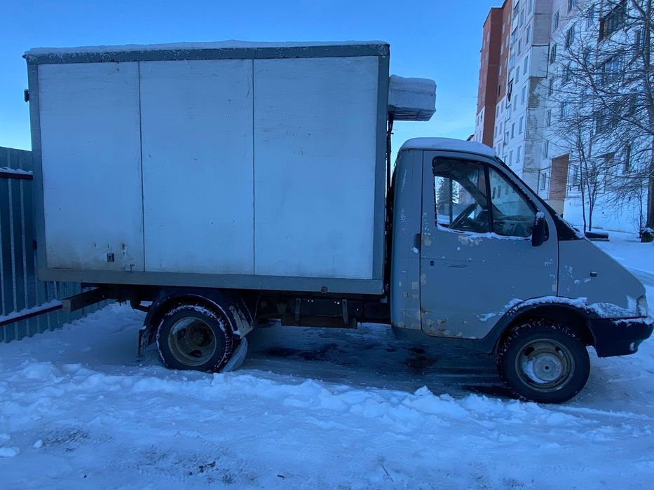 Газель 2001 года.