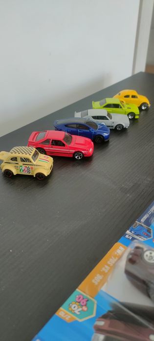 Hotwheels колички