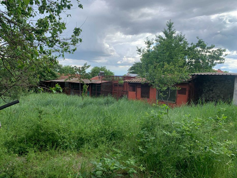 ИМОТ в близост до ЦЕНТЪРА на с. Васил Левски