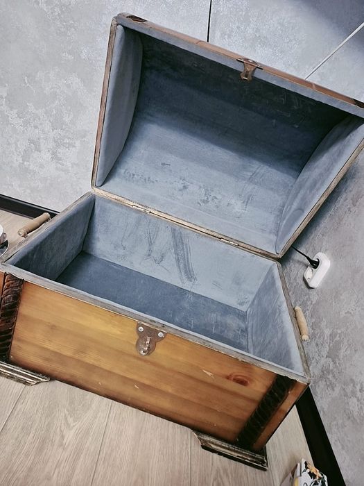 Продам сумдук ручной работы