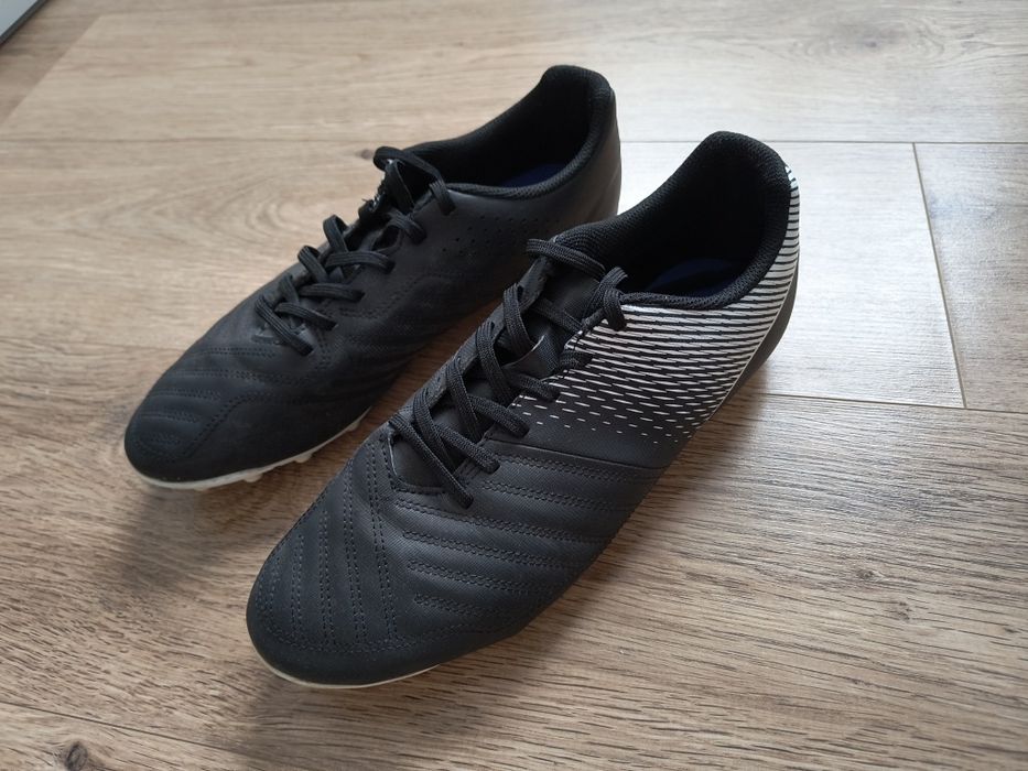 Încălțăminte fotbal