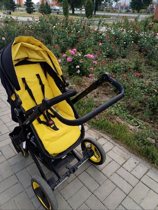 Продам коляску с автокреслом