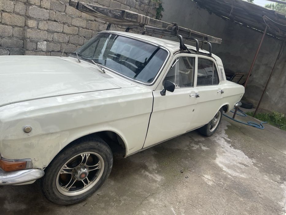 Moshina volga vaz 01