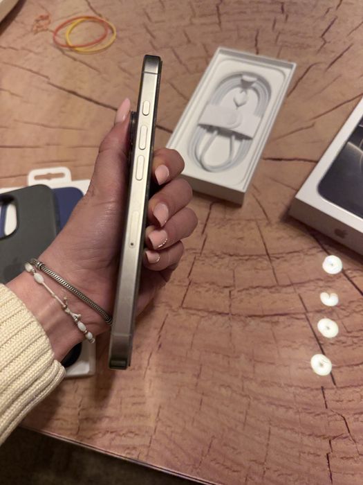 Iphone 16 pro 128 gb