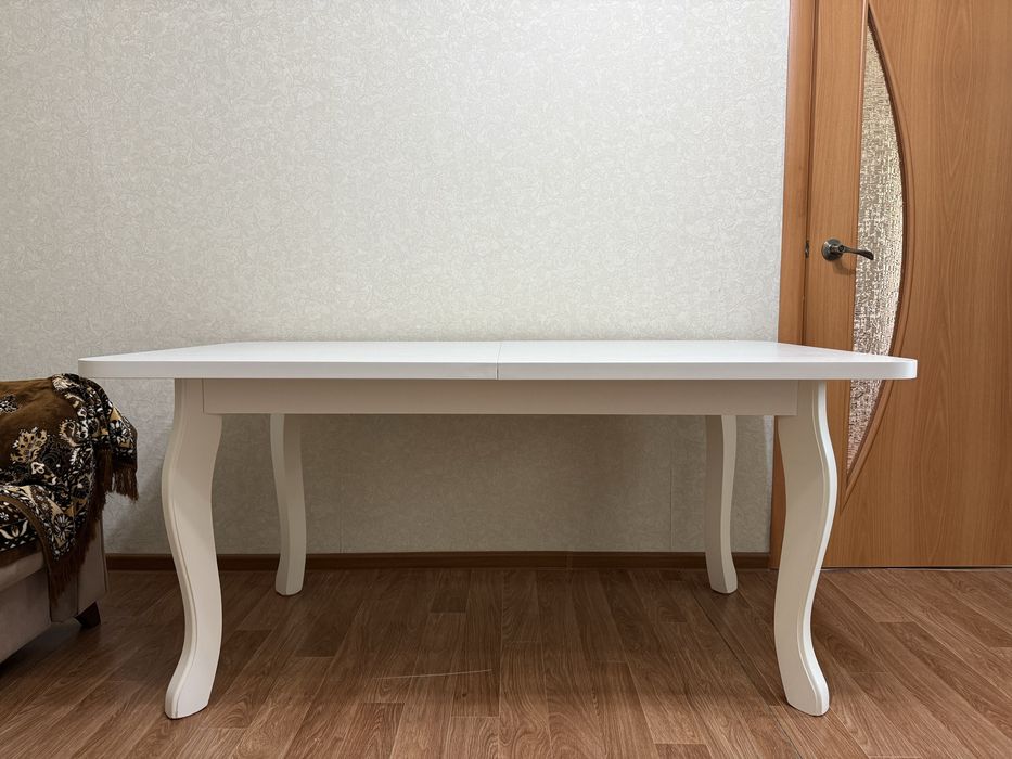 Стол Пегас белый, новый