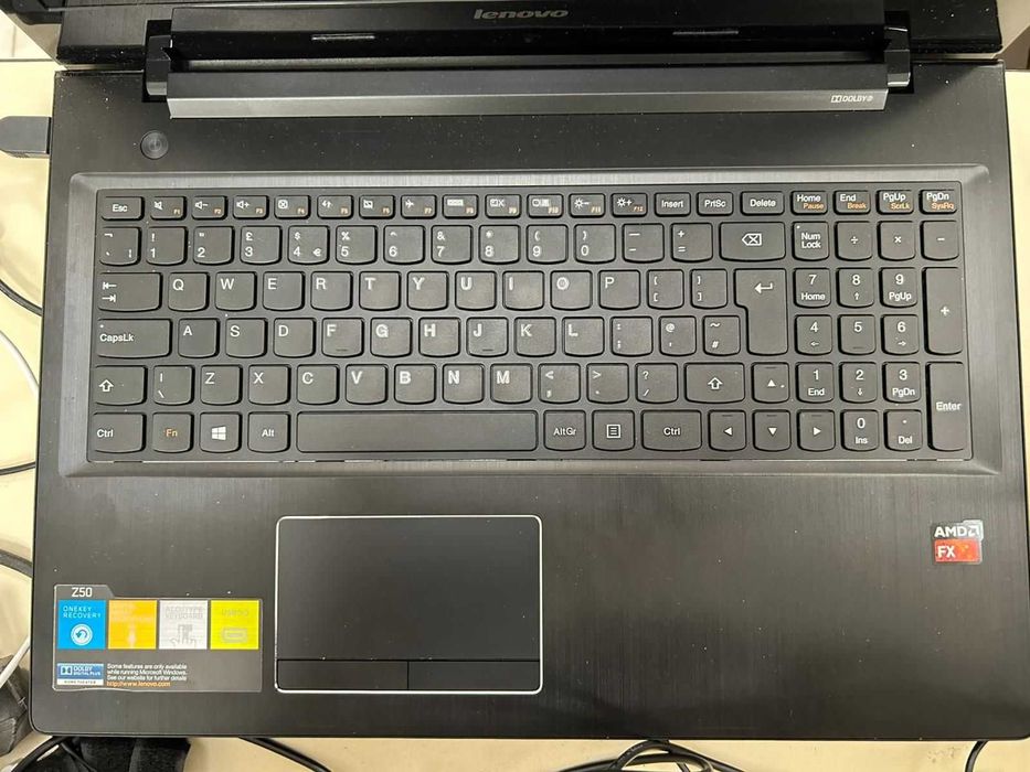 Laptop Asus + Lenovo